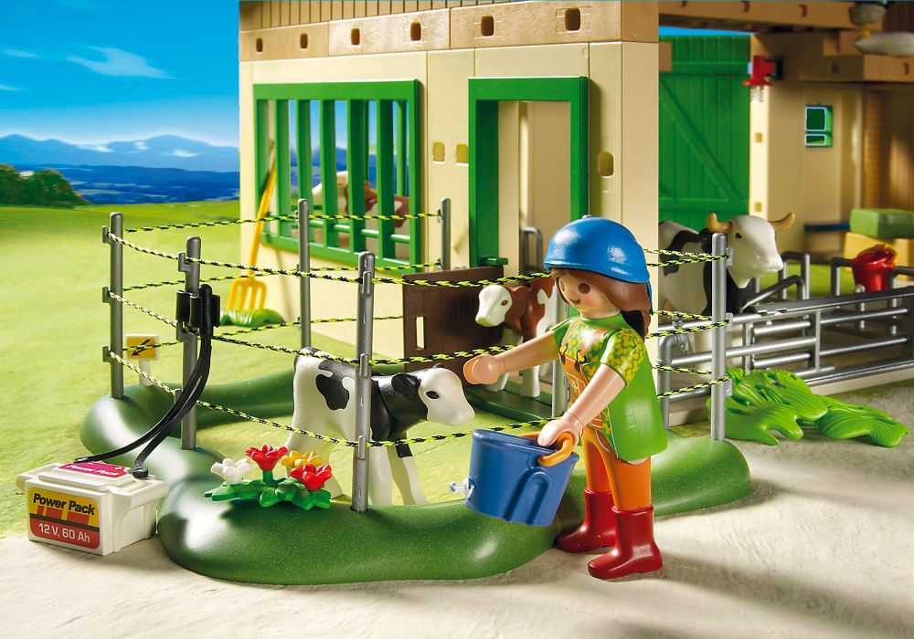 ferme moderne avec silo playmobil