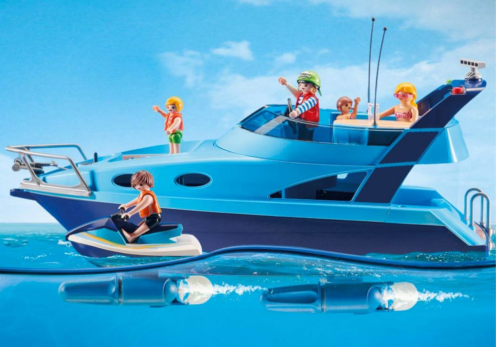 playmobil family fun yacht