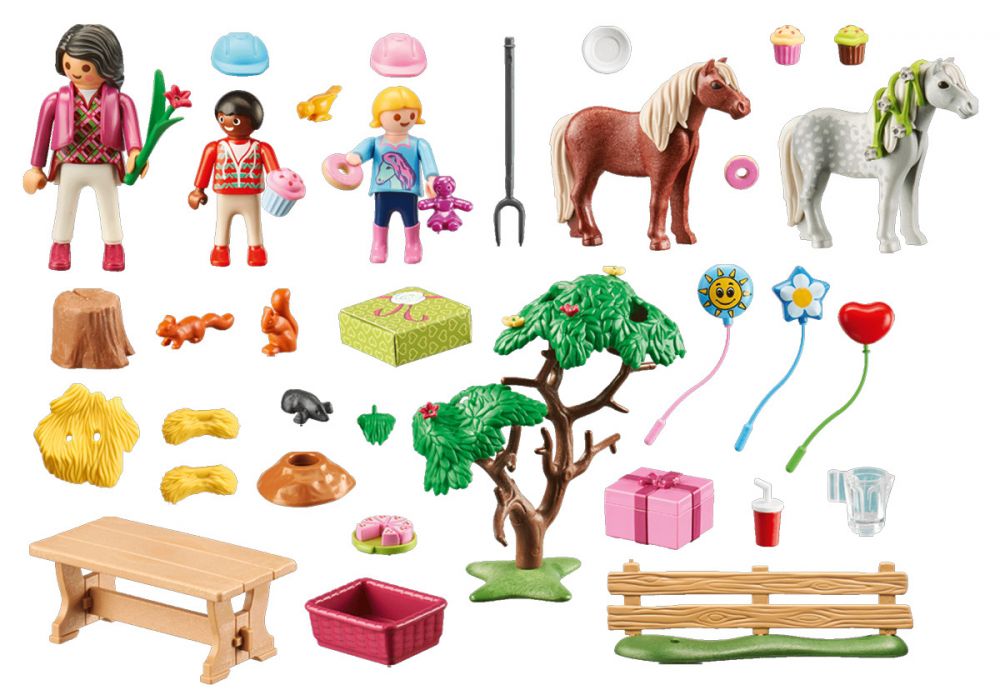 Playmobil Country 5227 pas cher, Chevaux et enclos